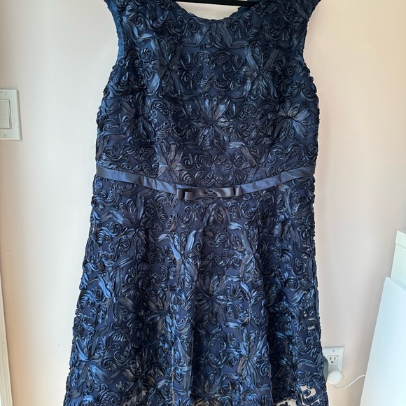 Cocktail short dress. Plus size 1950’s vintage look, 3D Lace a stunning piece - Picture 11 of 12